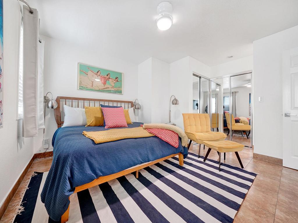 3 Bedrooms Ньюпорт-Бич Экстерьер фото